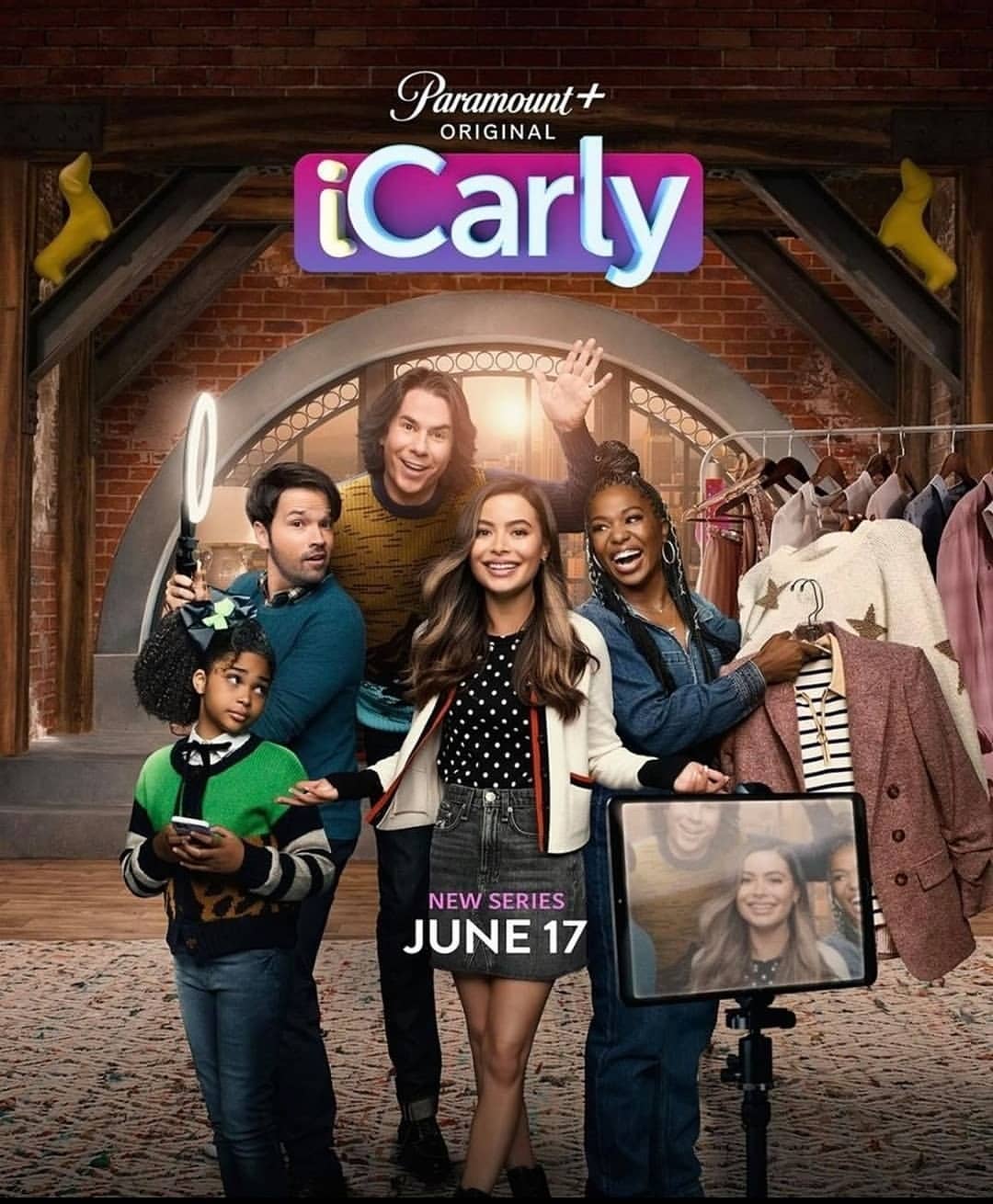 iCarly: revival já está disponível no Paramount+ para os fãs da série -  multiséries.com.br